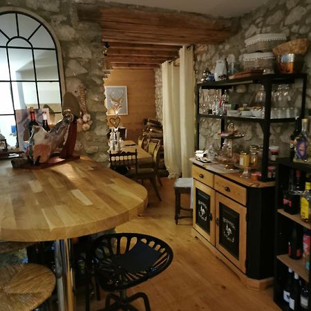 La Petite Chapelle Hotel Font-Romeu-Odeillo-Via Exterior photo
