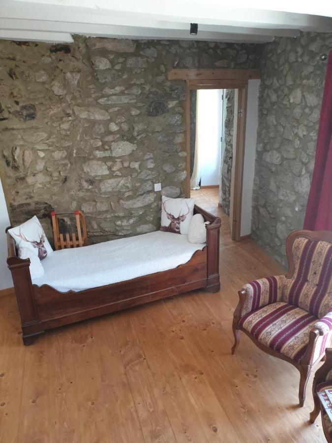 La Petite Chapelle Hotel Font-Romeu-Odeillo-Via Exterior photo