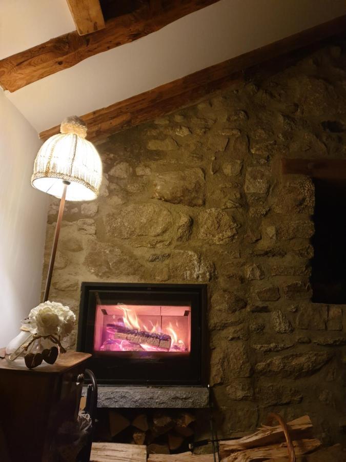 La Petite Chapelle Hotel Font-Romeu-Odeillo-Via Exterior photo