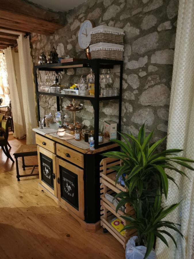 La Petite Chapelle Hotel Font-Romeu-Odeillo-Via Exterior photo
