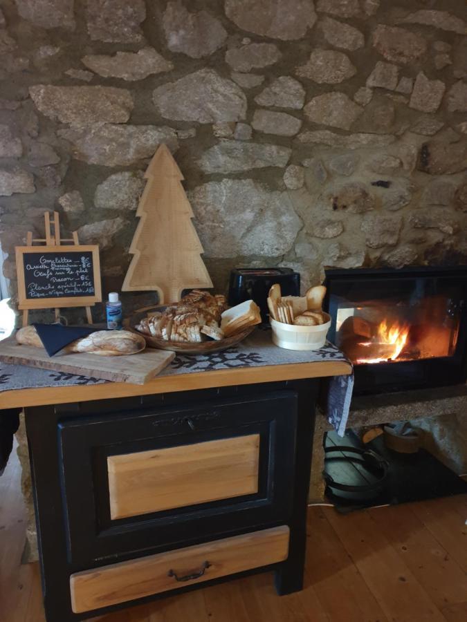 La Petite Chapelle Hotel Font-Romeu-Odeillo-Via Exterior photo