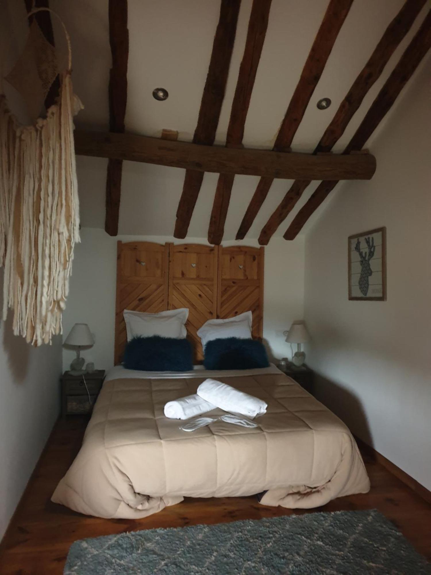 La Petite Chapelle Hotel Font-Romeu-Odeillo-Via Exterior photo